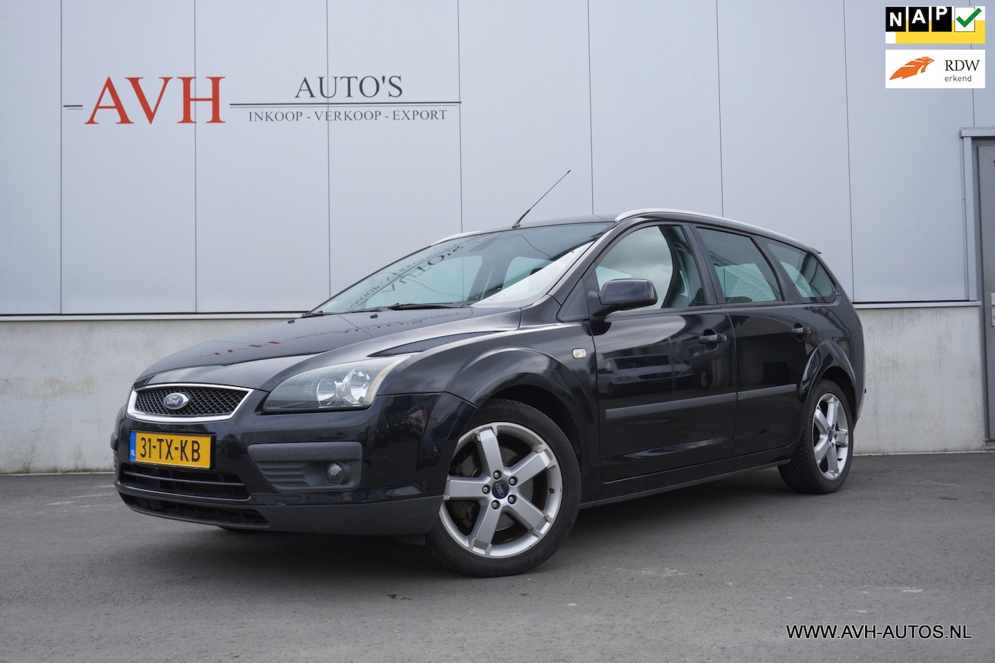 Ford Focus Wagon - 2.0-16V Rally Edition 2.0-16V Rally Edition - AutoWereld.nl