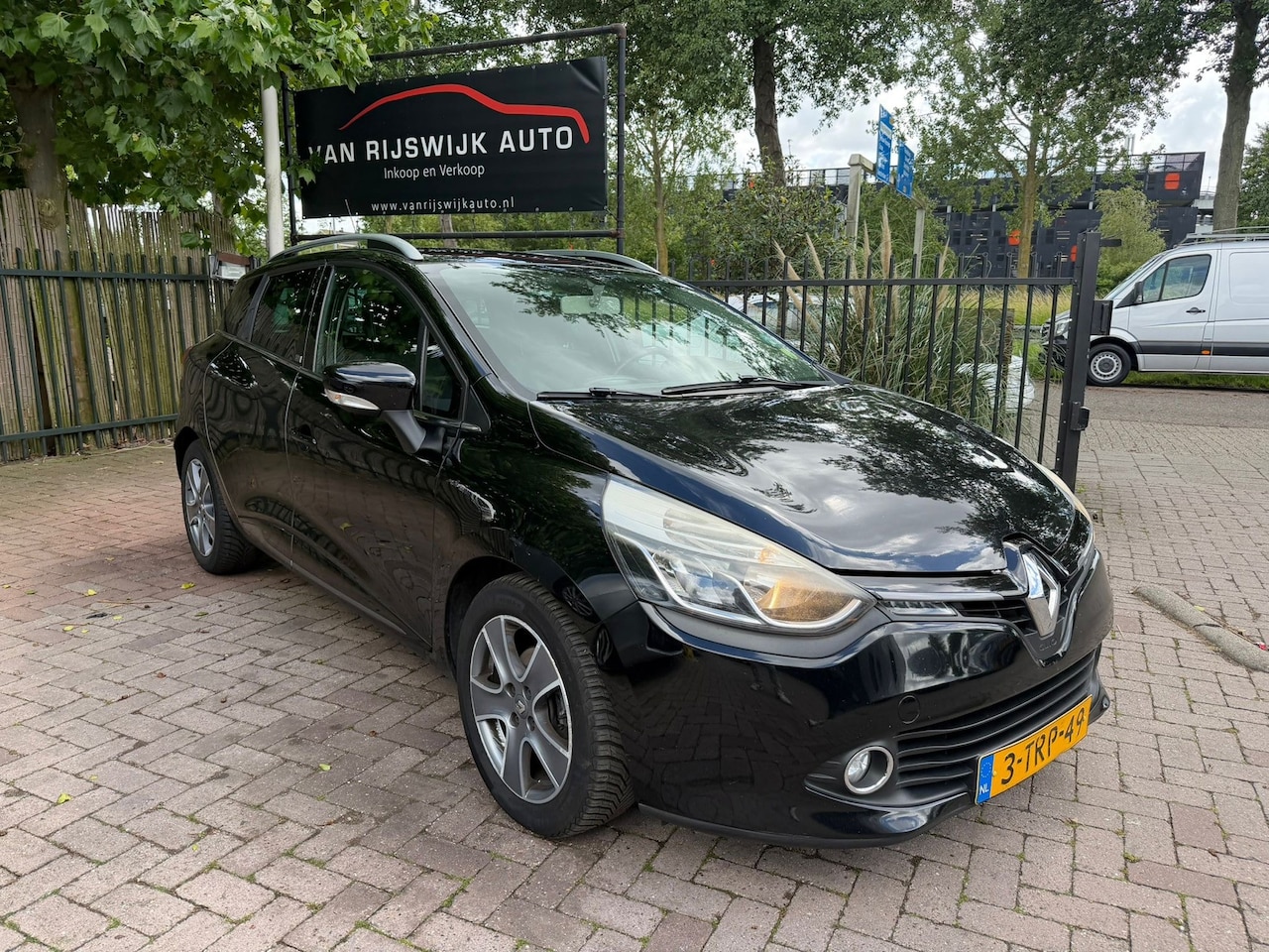 Renault Clio Estate - 1.5 dCi ECO Night&Day Airco Nav Cruise-con - AutoWereld.nl