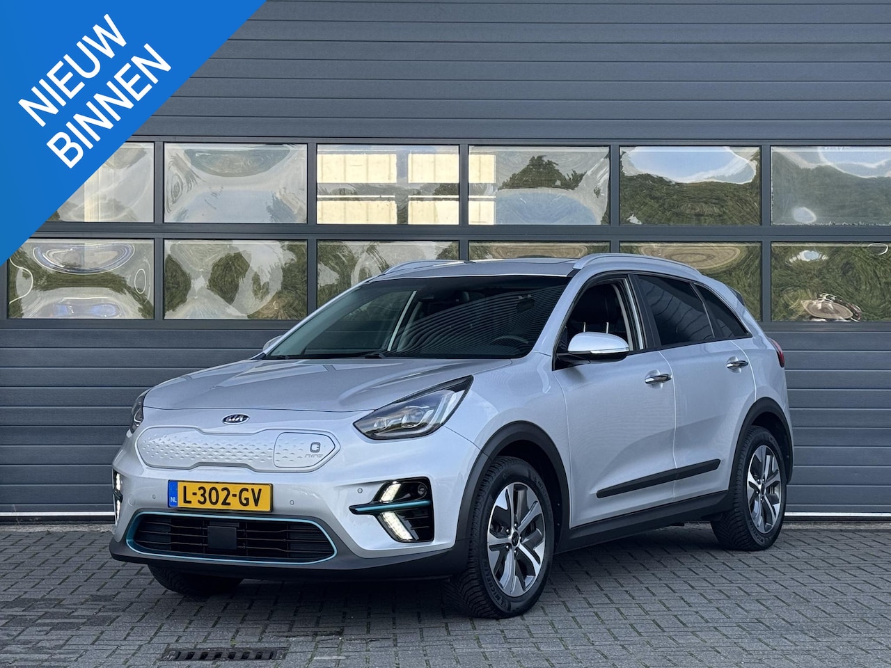 Kia e-Niro - DYNAMICPLUSLINE 64 kWh (100% SOH) I V/D EERSTE EIGENAAR I 3-FASE LADEN I SCHUIF/KANTELDAK - AutoWereld.nl