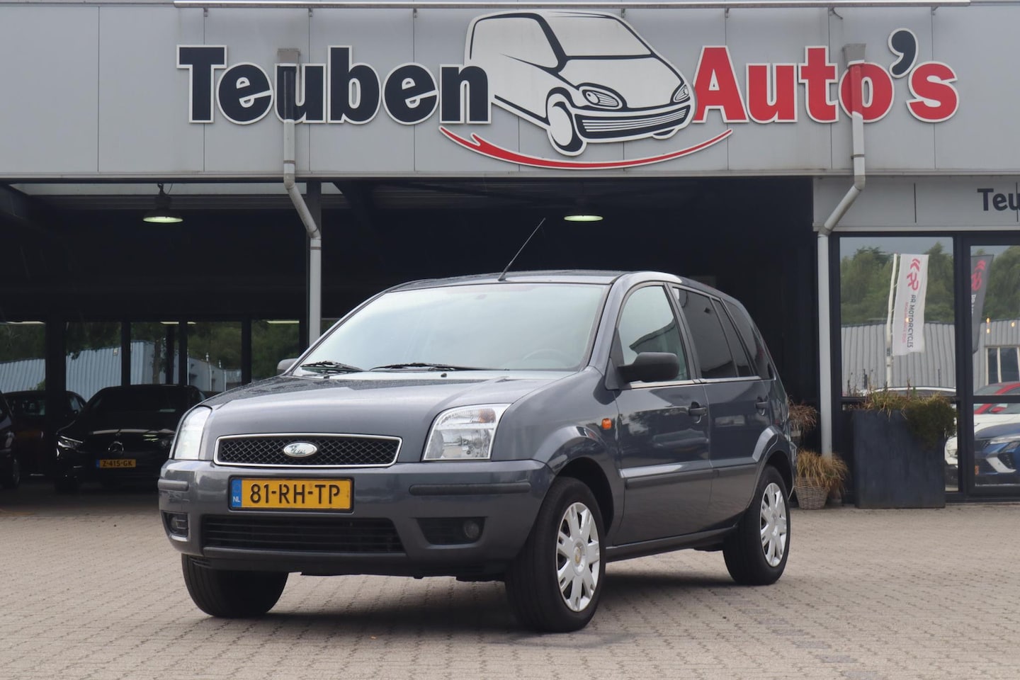 Ford Fusion - 1.6-16V Ghia 1.6-16V Ghia - AutoWereld.nl