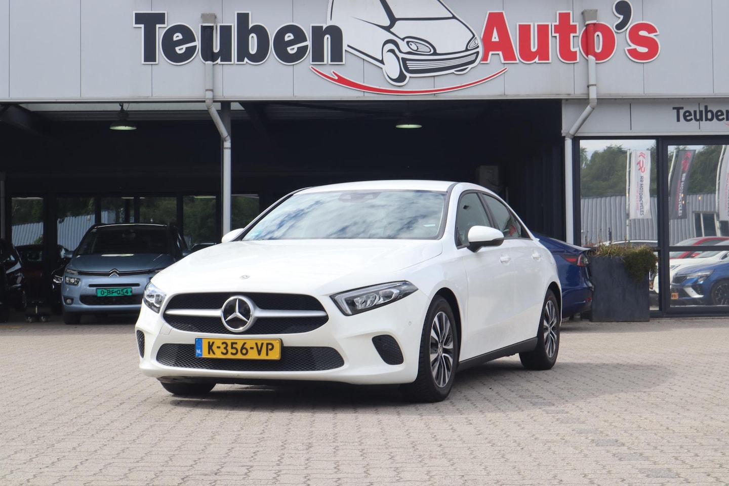 Mercedes-Benz A-klasse - 180 Business Solution Adaptive Cruise Control, Climate Control, Stoelverwarming - AutoWereld.nl