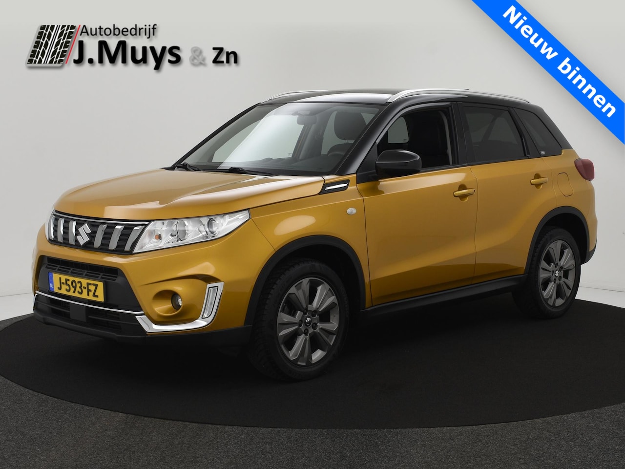 Suzuki Vitara - 1.0 Boosterjet Select AUTOM. TREKH|NAVI|CARPLAY|CAMERA|STOELVERW|CLIMA - AutoWereld.nl