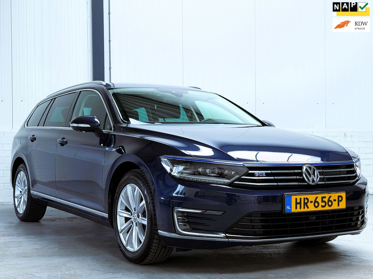Volkswagen Passat Variant - 1.4 TSI GTE Highline|360 camera|Trekhaak|Adaptief|Full LED - AutoWereld.nl