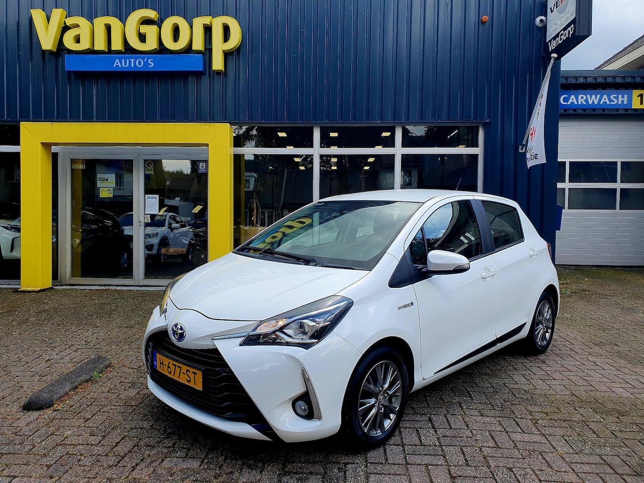 Toyota Yaris - 1.5 Hybrid Aspiration All-in prijs! - AutoWereld.nl