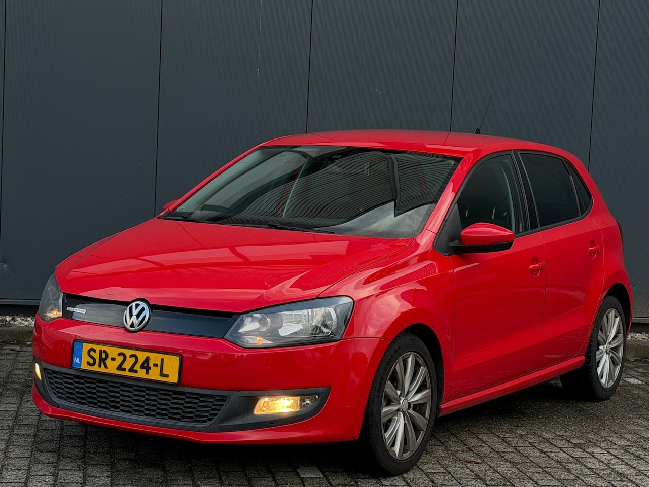 Volkswagen Polo - 1.2 TSI Highline | Clima | Navi | Elekramen - AutoWereld.nl