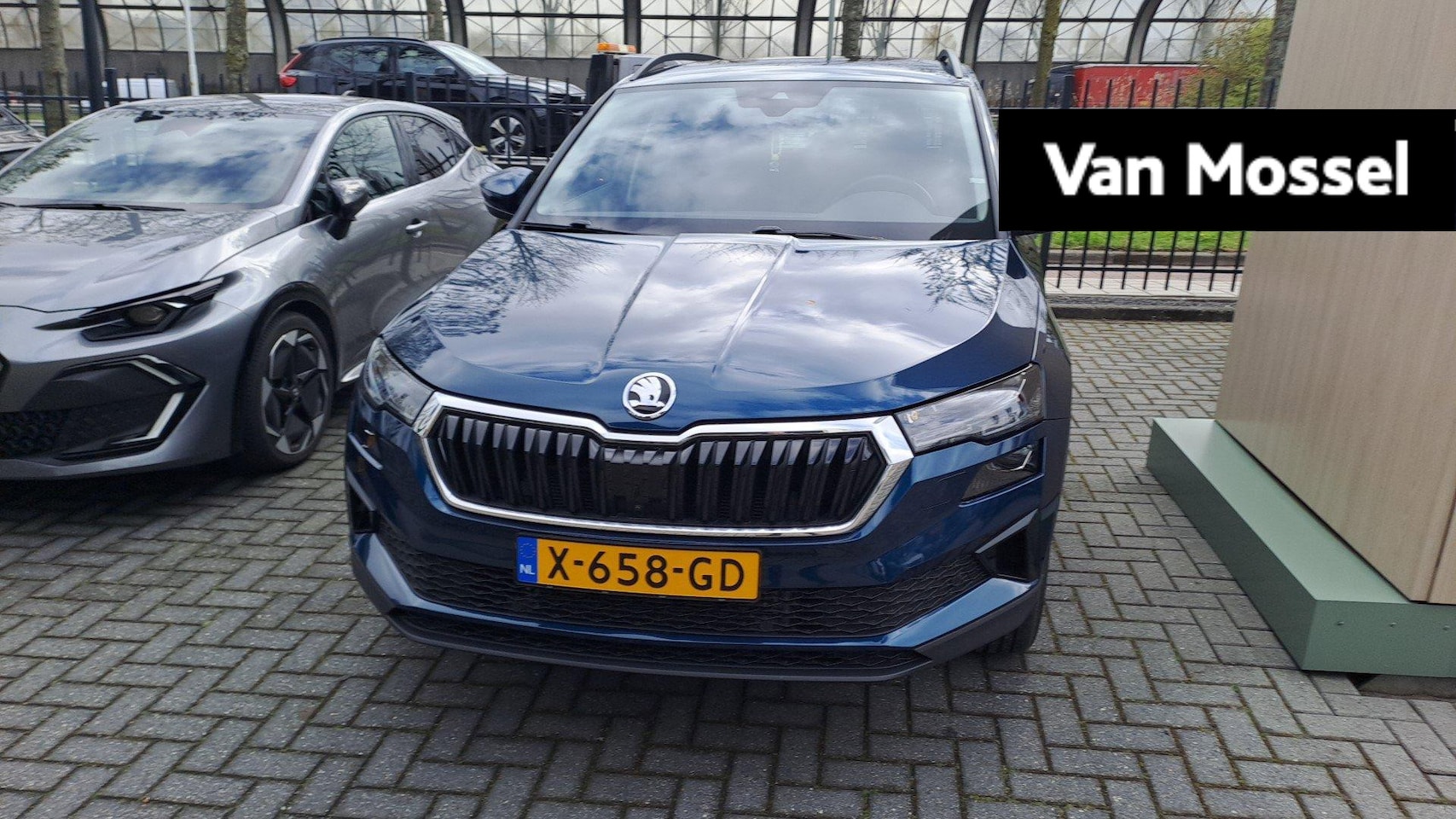 Skoda Karoq - 1.5 TSI ACT Business Edition Plus 1.5 TSI ACT Business Edition Plus - AutoWereld.nl