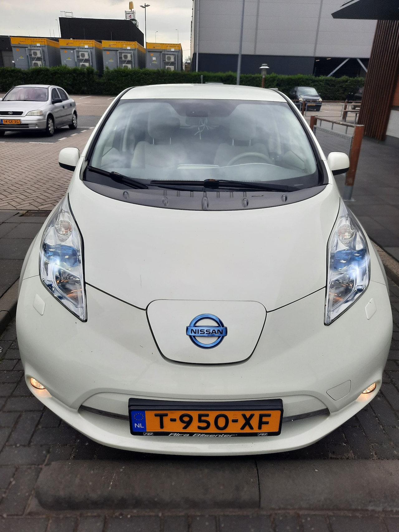 Nissan LEAF - 5-persoons - AutoWereld.nl