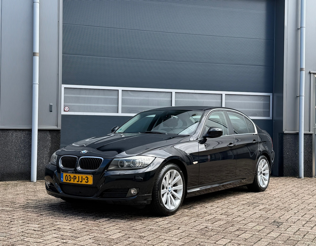 BMW 3-serie - 318i Business Line bj.2011 Navi|Trekh|Pdc|Nap. - AutoWereld.nl