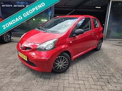Toyota Aygo - 1.0-12V | INRUILKOOPJE | NIEUWE APK | ZO MEENEMEN | GOEDKOOP ROND RIJDEN |