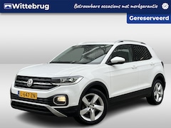 Volkswagen T-Cross - 1.0 TSI Style / Digitaal dashboard / Climate controle / Camera / Parkeersensoren V+A / Nav