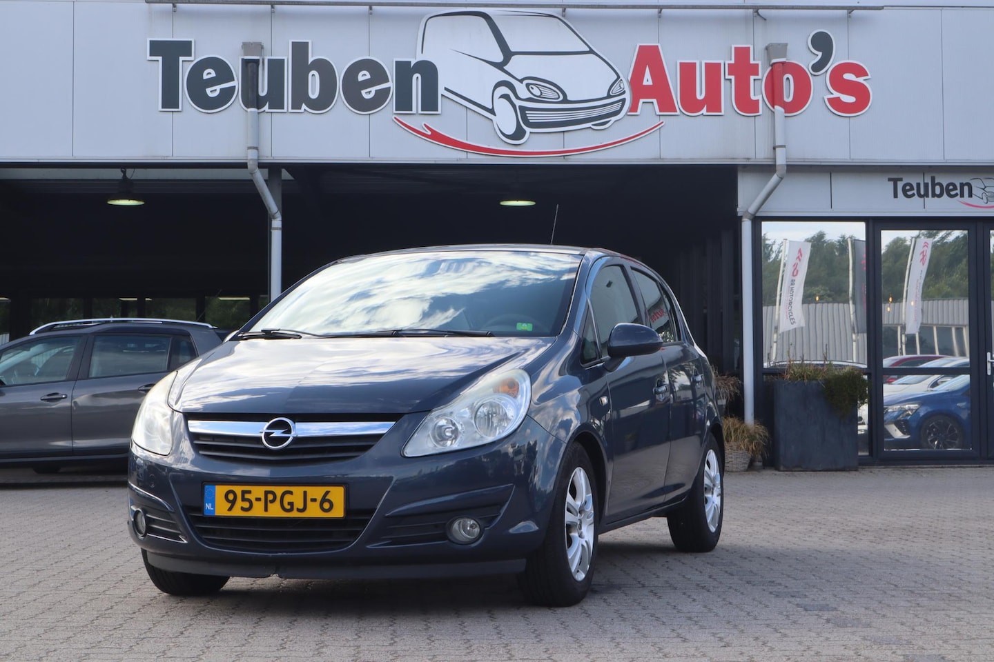 Opel Corsa - 1.2-16V '111' Edition | Airco | Cruise Control | Trekhaak - AutoWereld.nl