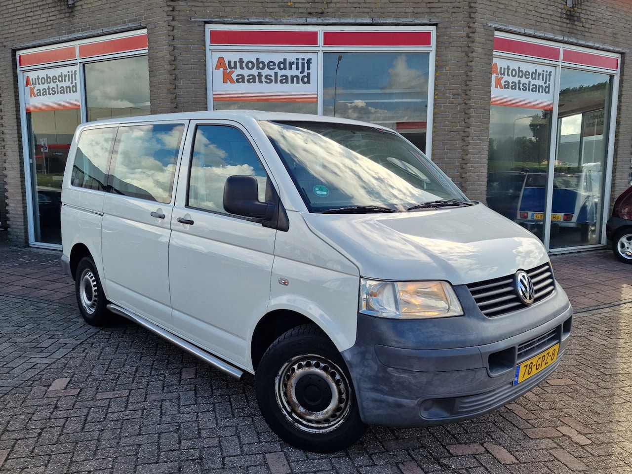 Volkswagen Transporter Kombi - 1.9 TDI 300 Baseline 1.9 TDI 300 Baseline - AutoWereld.nl