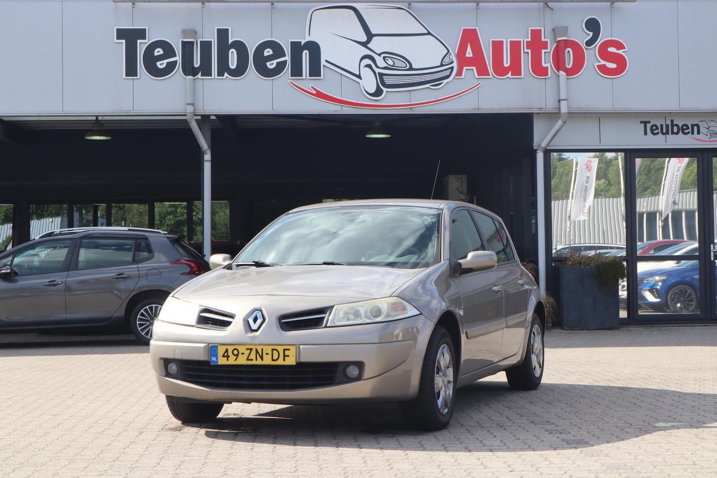 Renault Mégane - 1.6-16V Business Line | Nieuw APK | Cruise Control | Climate Control - AutoWereld.nl