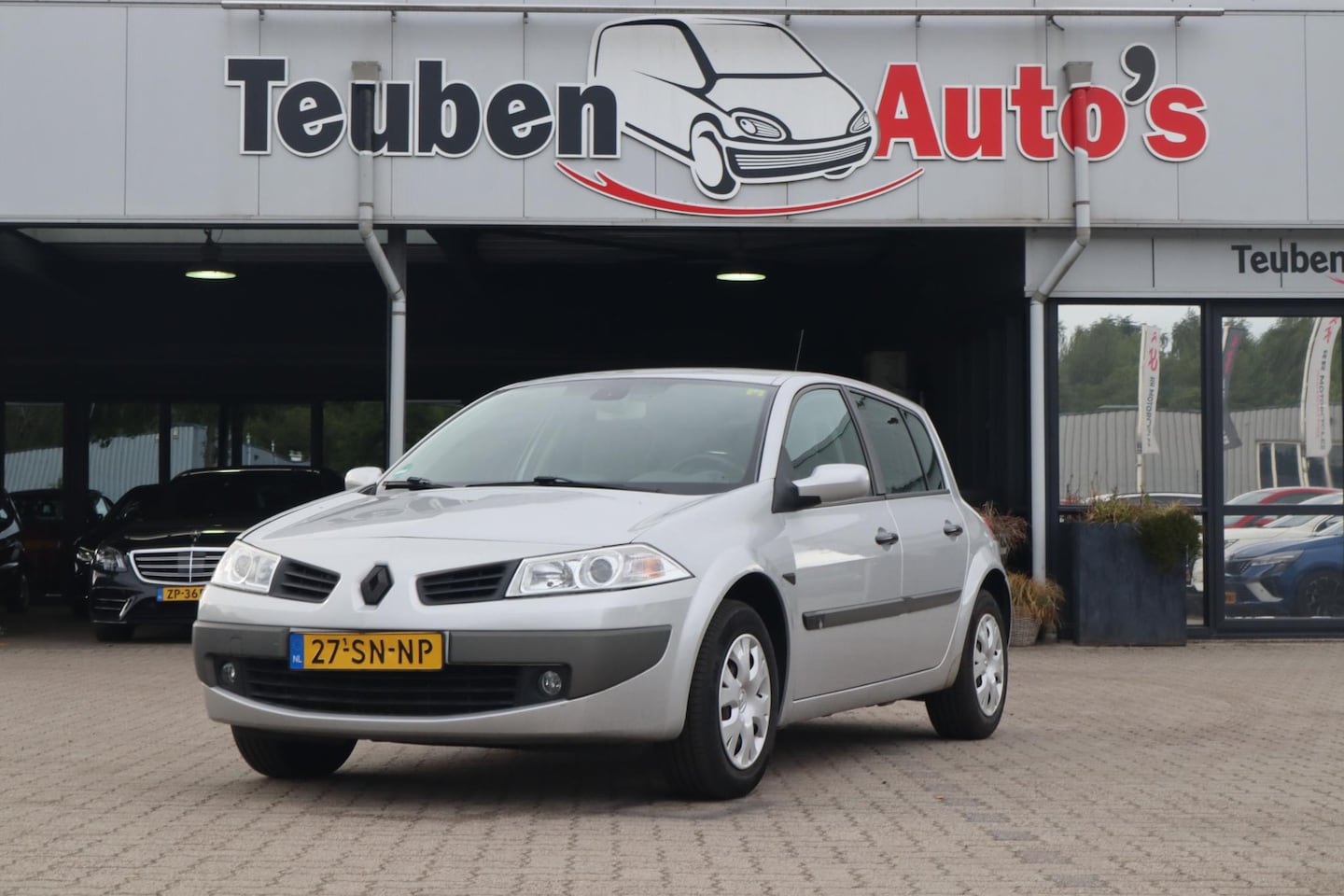 Renault Mégane - 1.6-16V Dynamique Comfort | APK 12-04-2027 | Cruise Control | Airco/Climate control - AutoWereld.nl
