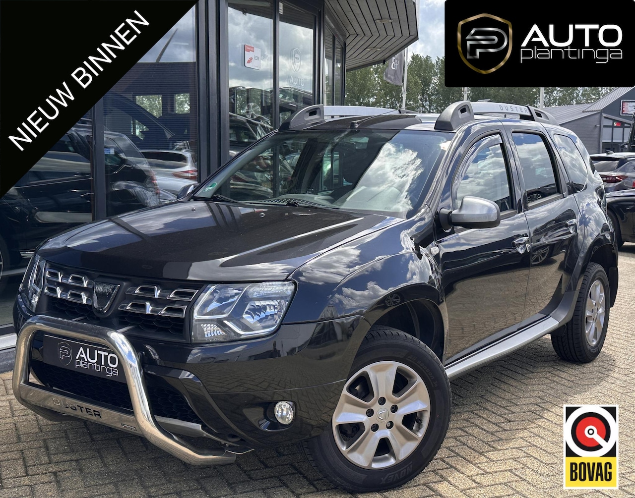Dacia Duster - 1.2 TCe 4x2 Prestige 125PK | Bullbar | Trekhaak | Parkeersensoren | Lederen Bekleding | Na - AutoWereld.nl