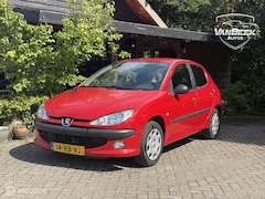 Peugeot 206 - 1.1 XR Apk