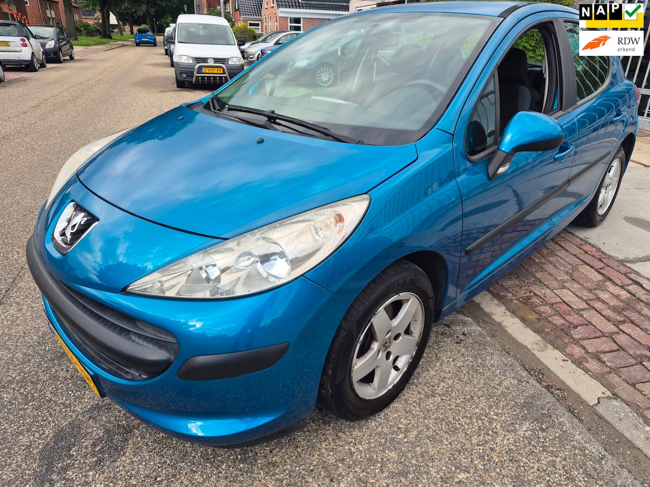 Peugeot 207 - 1.4 VTi Cool 'n Blue airco,cruise control - AutoWereld.nl