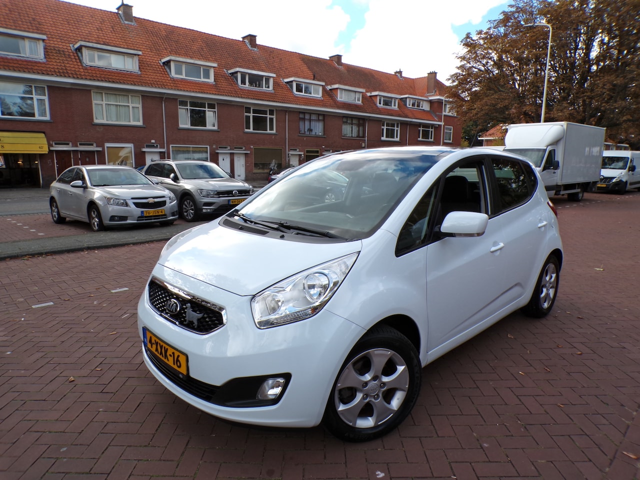 Kia Venga - 1.4 CVVT World Cup Edition NL AUTO ORG KM STAND MET NAP..... - AutoWereld.nl