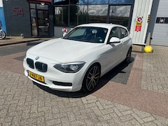 BMW 1-serie - 114i Upgrade Edition