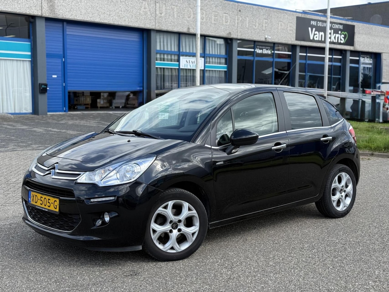 Citroën C3 - 1.2 Exclusive 2016 CarPlay Airco Camera Trekhaak - AutoWereld.nl
