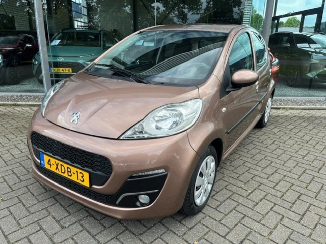 Peugeot 107 - 1.0  5 Drs Active AIRCO - AutoWereld.nl