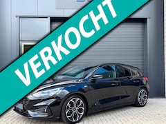 Ford Focus - 125pk ST Line Business FULL LED | 18INCH | CARPLAY | STOELVERWARMING | TREKHAAK | CLIMA |