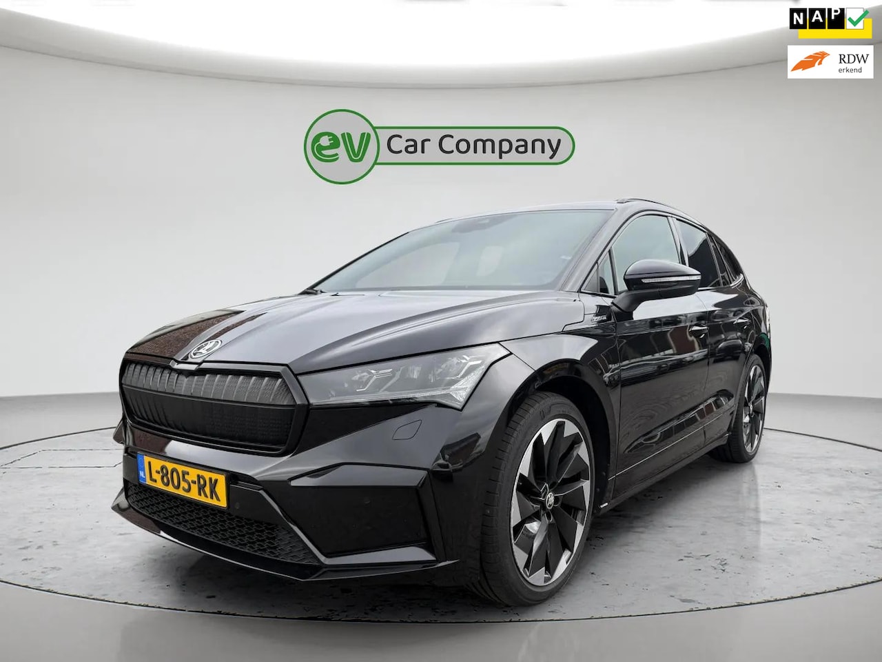 Skoda Enyaq iV - 60 Sportline | SOH 92% | Keyless | Trekhaak | Adapt. Cruise | Camera | Dodehoek detectie | - AutoWereld.nl