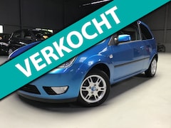 Ford Fiesta - 1.4-16V Futura I New Apk + Kln Brt + Remmen I Airco I 3e Eigen. I Elec Pakket I 14inch I M