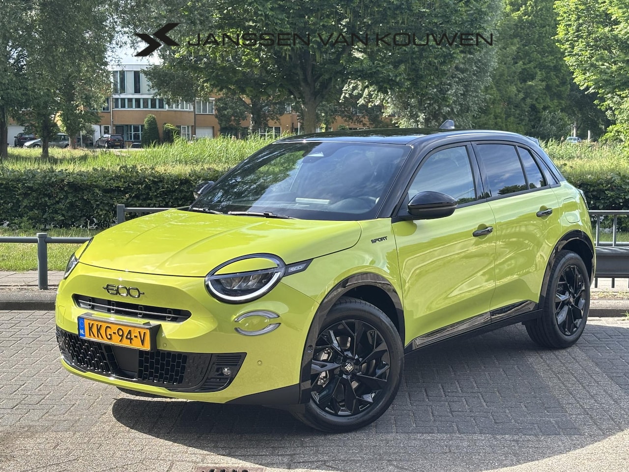 Fiat 600e - Sport 54 kWh SPORT 54 kWh - AutoWereld.nl