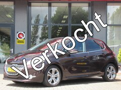 Peugeot 208 - 1.4 VTi Allure | Clima-Airco | Navigatie | Parkeersensoren | Inc. Garantie | Bluetooth |