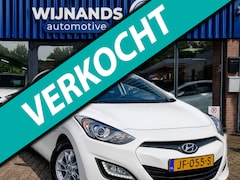 Hyundai i30 - 1.6 GDI i-Motion Plus Dealer Oh Trekhaak Camera