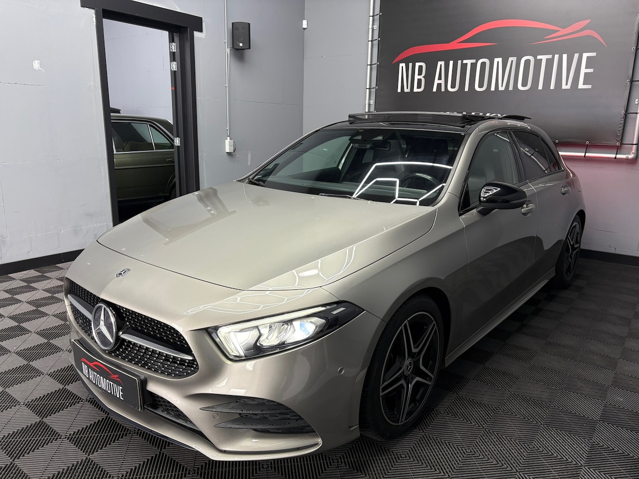 Mercedes-Benz A-klasse - 200 Business Solution AMG 200 Business Solution AMG - AutoWereld.nl