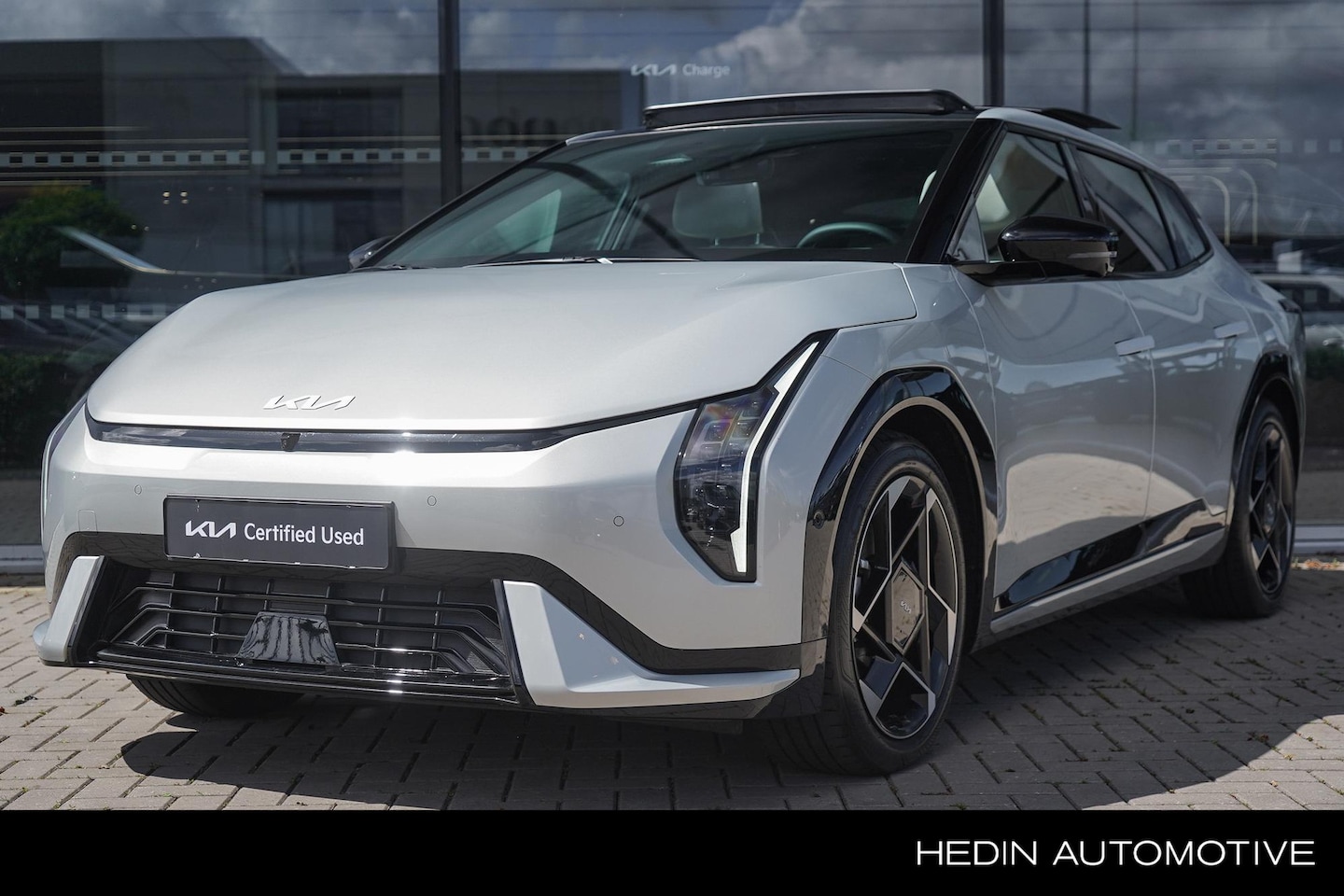 Kia EV4 Fastback - GT-PlusLine 81.4 kWh | Direct beschikbaar| Panoramadak | 360 Camera | Stoelverw./-ventilat - AutoWereld.nl
