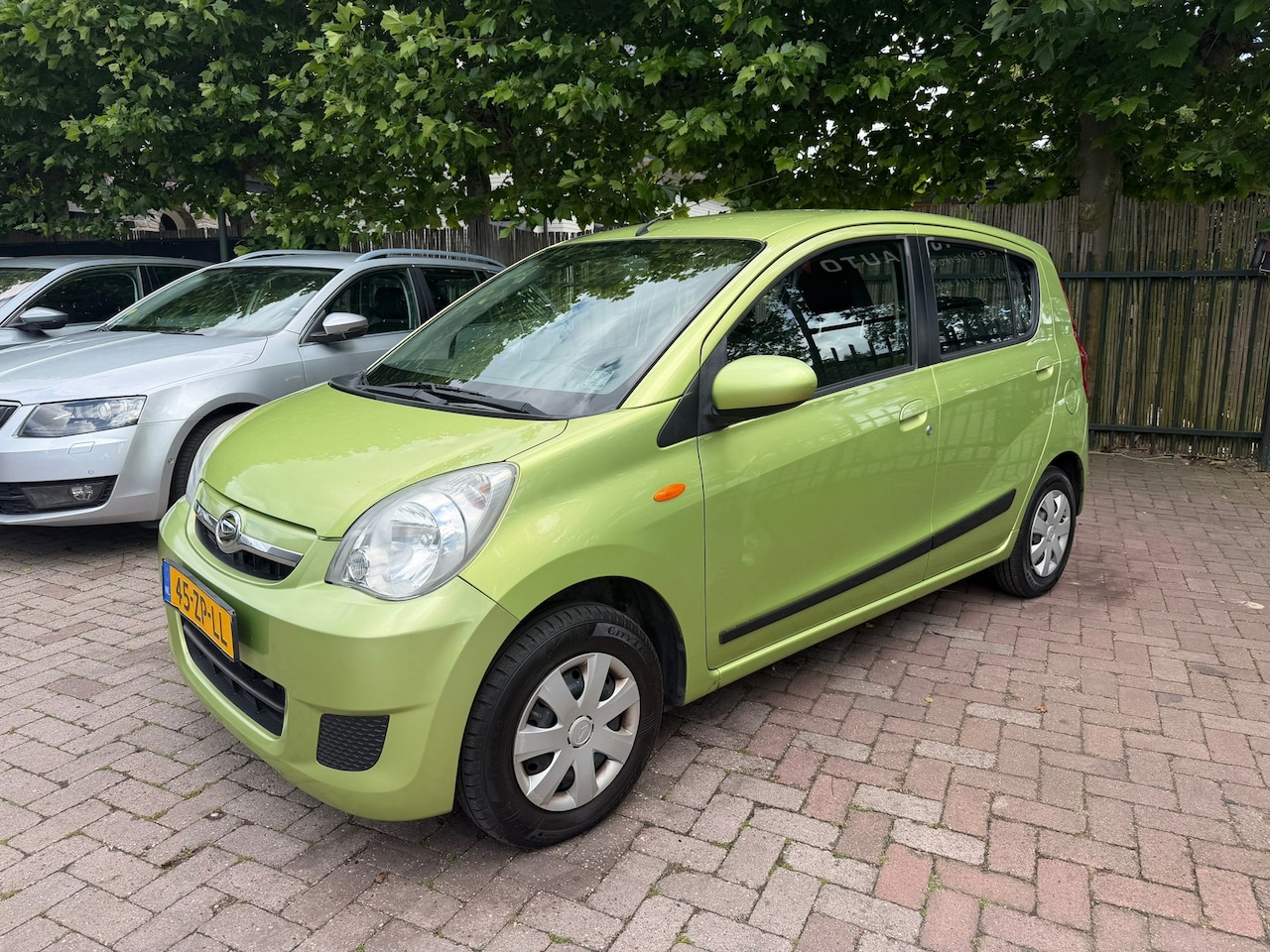 Daihatsu Cuore - 1.0 Premium|NW APK 09-06-2027|Stuurbekr|Elek Pakket| - AutoWereld.nl