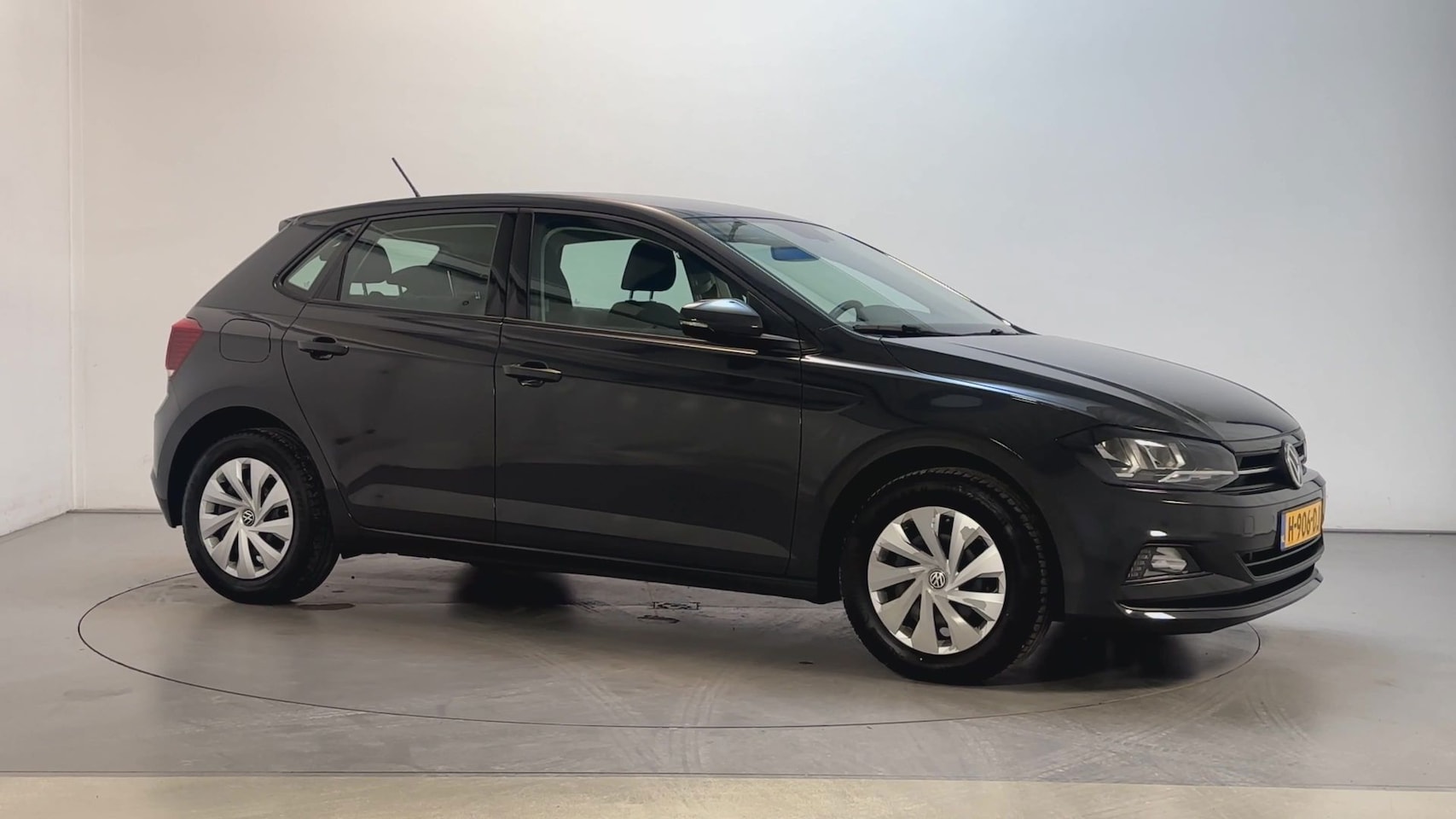 Volkswagen Polo - 1.0 TSI Comfortline Virtual Cockpit Parkeersensoren Climate Control Navigatie - AutoWereld.nl