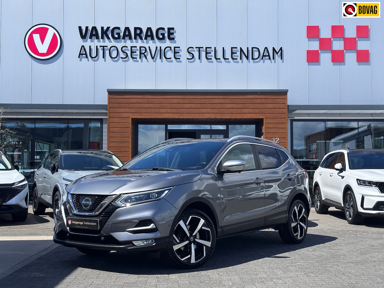 Nissan Qashqai - 1.2 Tekna+|1e eigenaar|360 cam|Trekhaak|Bose|Panodak|Elektr Stoelen|Leder - AutoWereld.nl