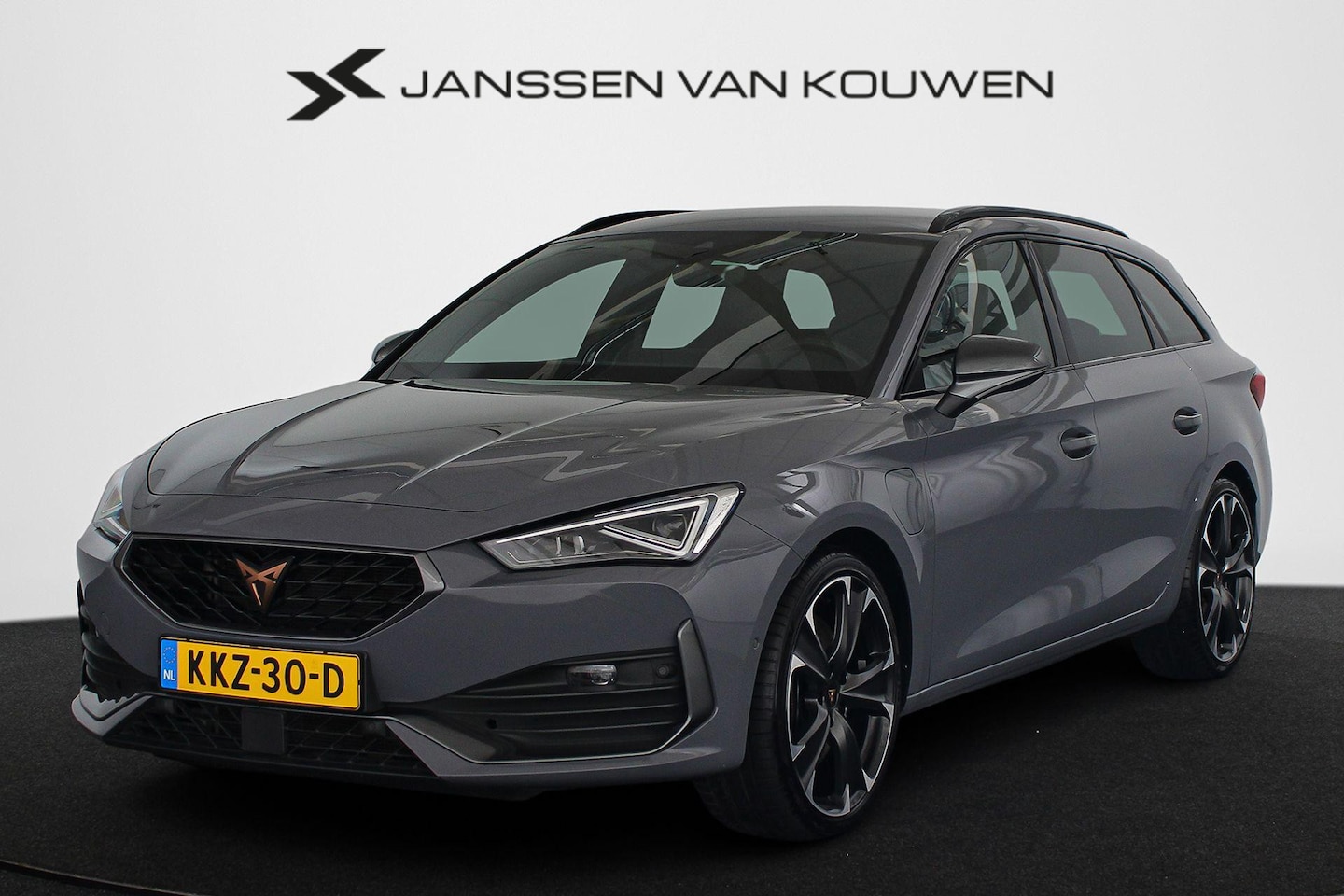 CUPRA Leon Sportstourer - 1.4 e-Hybrid VZ Performance 245PK Memory Stoelverwarming Elektrische Achterklep - AutoWereld.nl