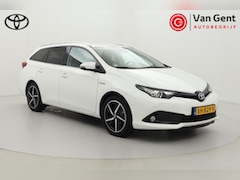 Toyota Auris Touring Sports - 1.8 Hybrid Dynamic Ultimate | Trekhaak | Navigatie | Stoelverwarming | Keyless | Parkeerse