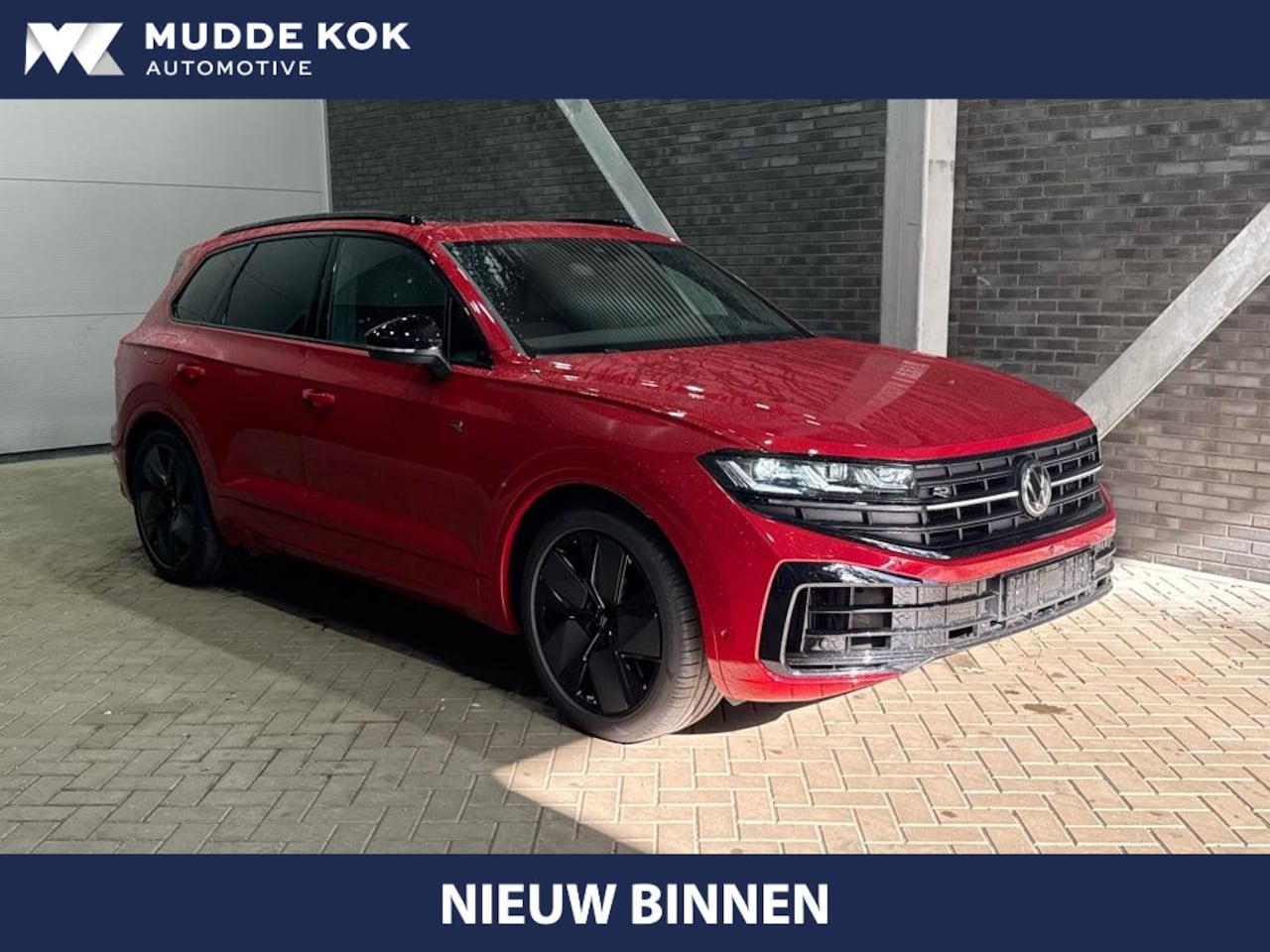 Volkswagen Touareg - 3.0 TSi eHybrid 4MOTION R | FINAL EDITION | Luchtvering | Trekhaak | Panoramdak | Dynaudio - AutoWereld.nl
