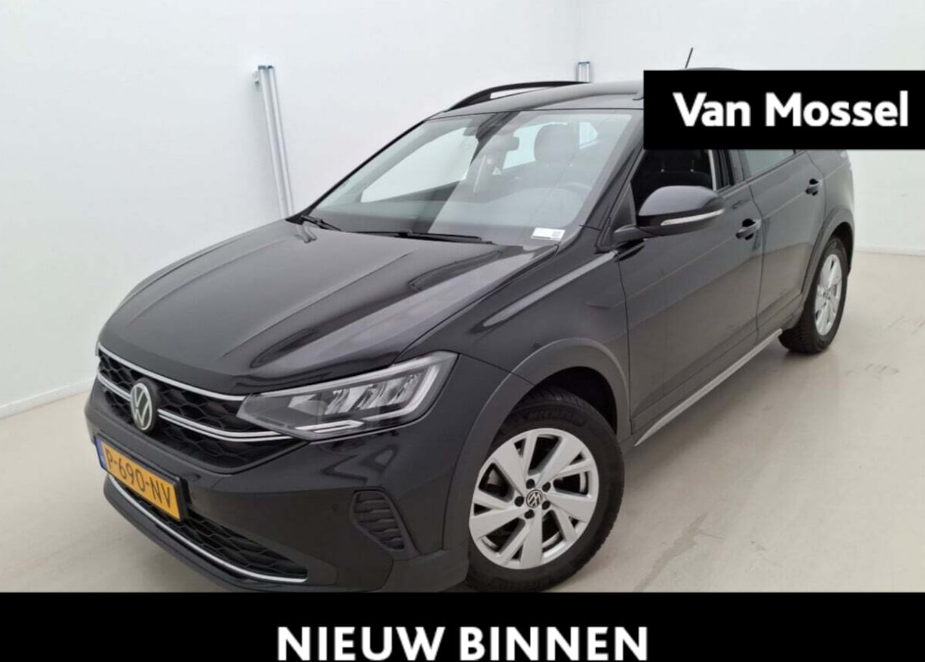 Volkswagen Taigo - 1.0 TSI Life | 95 PK | Parkeersensoren | Digital Cockpit | Navigatie | Carplay / Android A - AutoWereld.nl