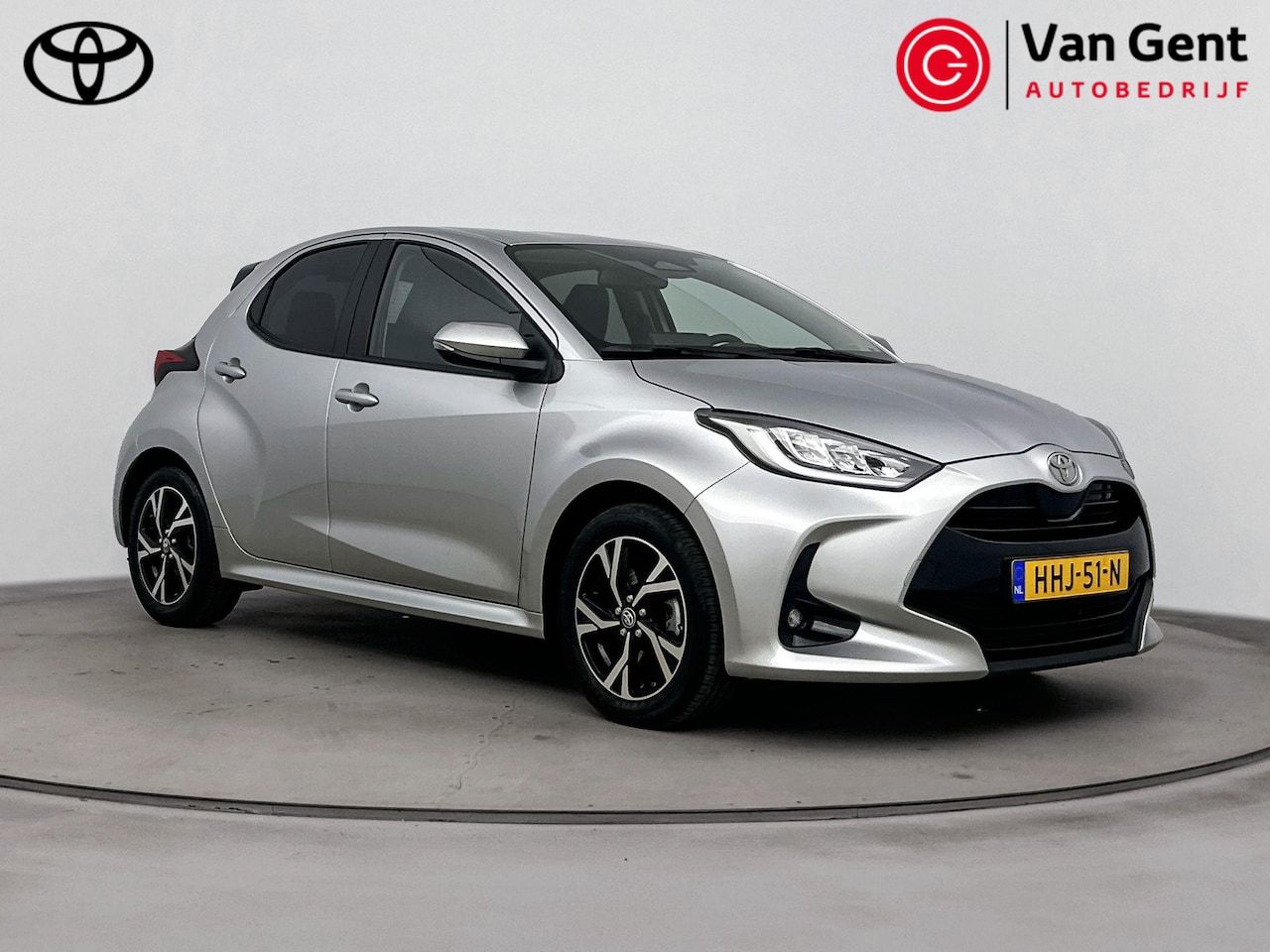 Toyota Yaris - 1.5 Hybrid 115 Dynamic | Apple Carplay / Android Auto | Keyless | Adaptive Cruise | Clima - AutoWereld.nl