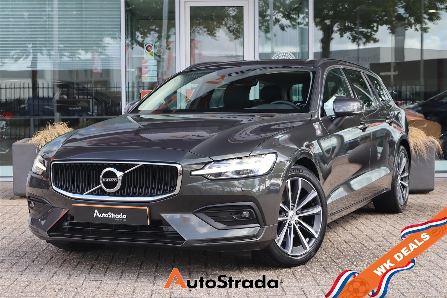 Volvo V60 - B4 Business Pro 197pk | Virtual | Stoelverwarming | Navi | LED | Carplay | Trekhaak | Came - AutoWereld.nl