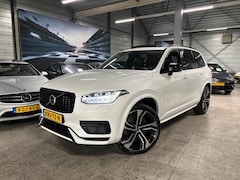 Volvo XC90 - 2.0 T8 Recharge AWD Ultimate Dark | Massage | Trekhaak | Pano | HUD | Luchtvering