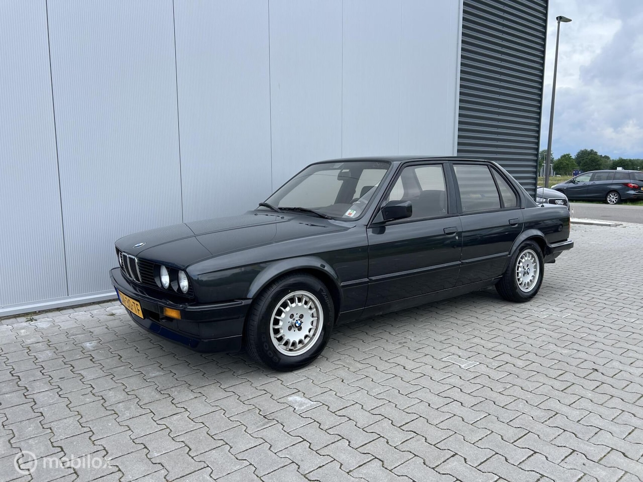 BMW 3-serie - 324d 6 cilinder NAP - AutoWereld.nl