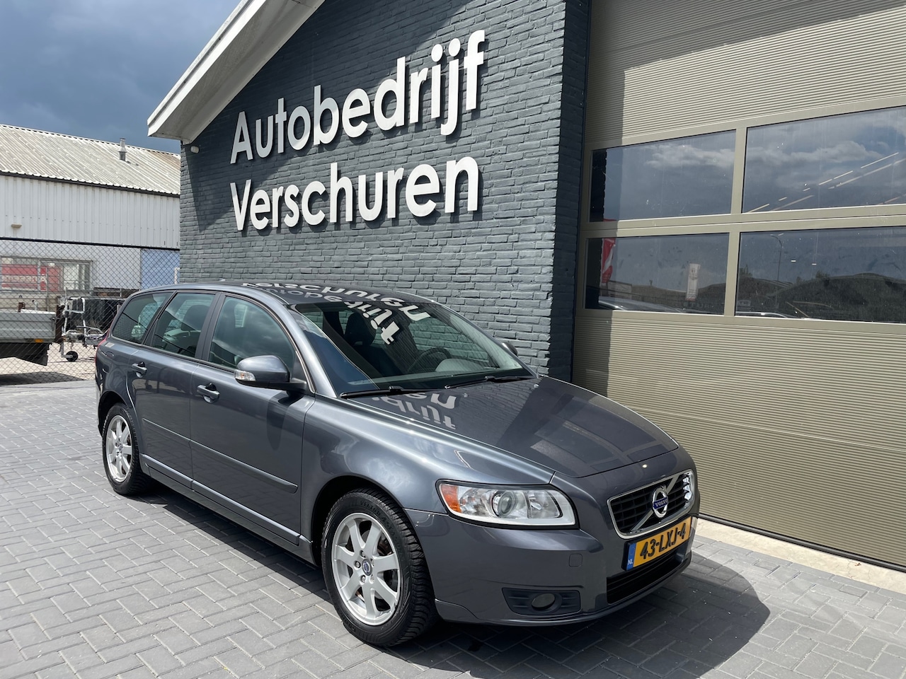 Volvo V50 - 1.6 Sport leer pdc cruise origineel Nederlander - AutoWereld.nl