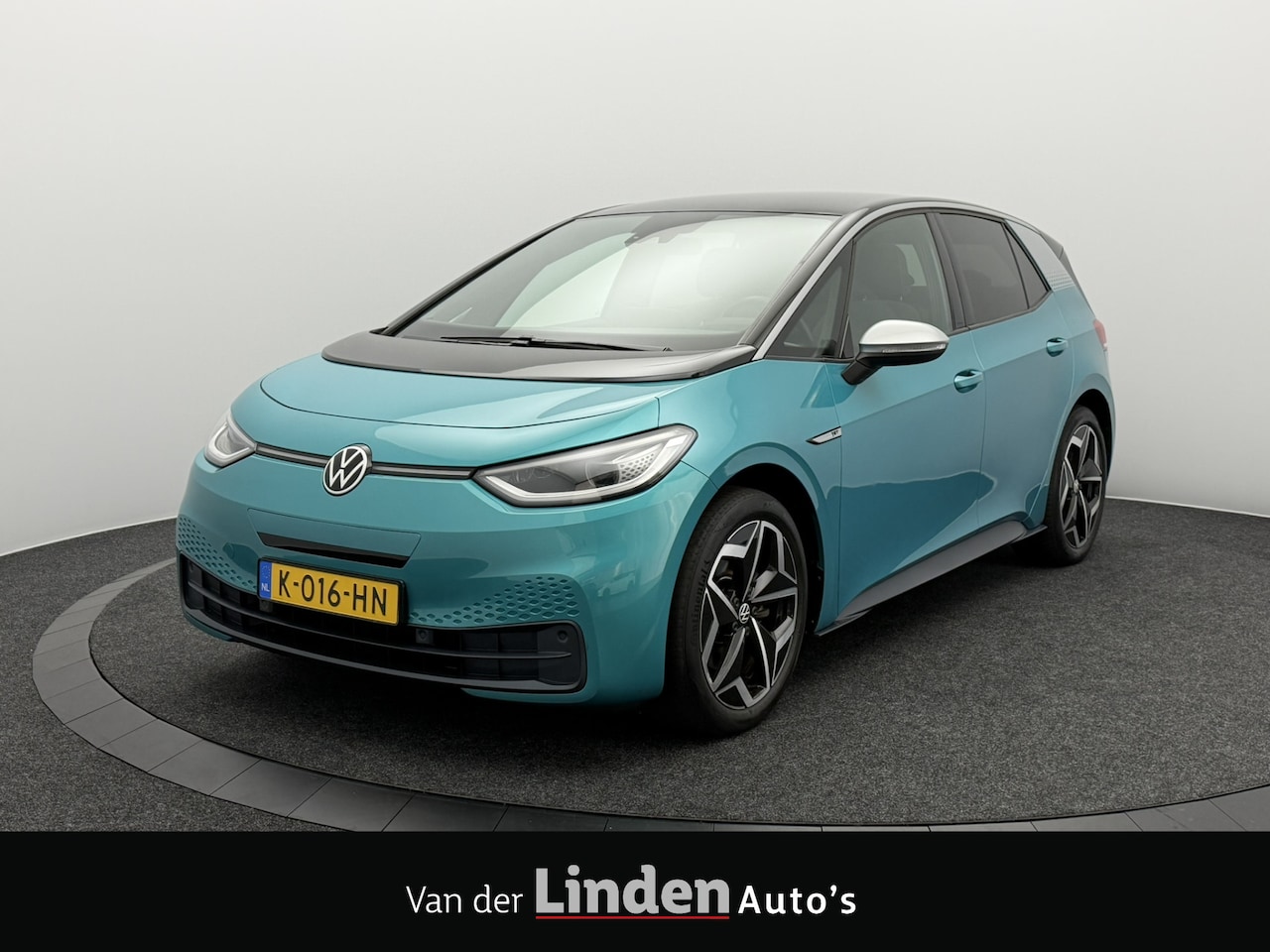 Volkswagen ID.3 - First Plus 58 kWh SOH 94,2% | IQ Light | Trekhaak | Camera | Stoel/Stuurverwarming | Navig - AutoWereld.nl