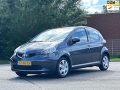 Toyota Aygo - 1.0-12V + 5DR*Apple Carplay/Android*Airco*NAP*Dealer onderhouden*Elektrische ramen