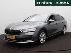 Skoda Superb Combi - 1.5 TSI 150Pk Automaat Navigatie - PDC - Trekhaak - Camera - LED - Stoelverwarming