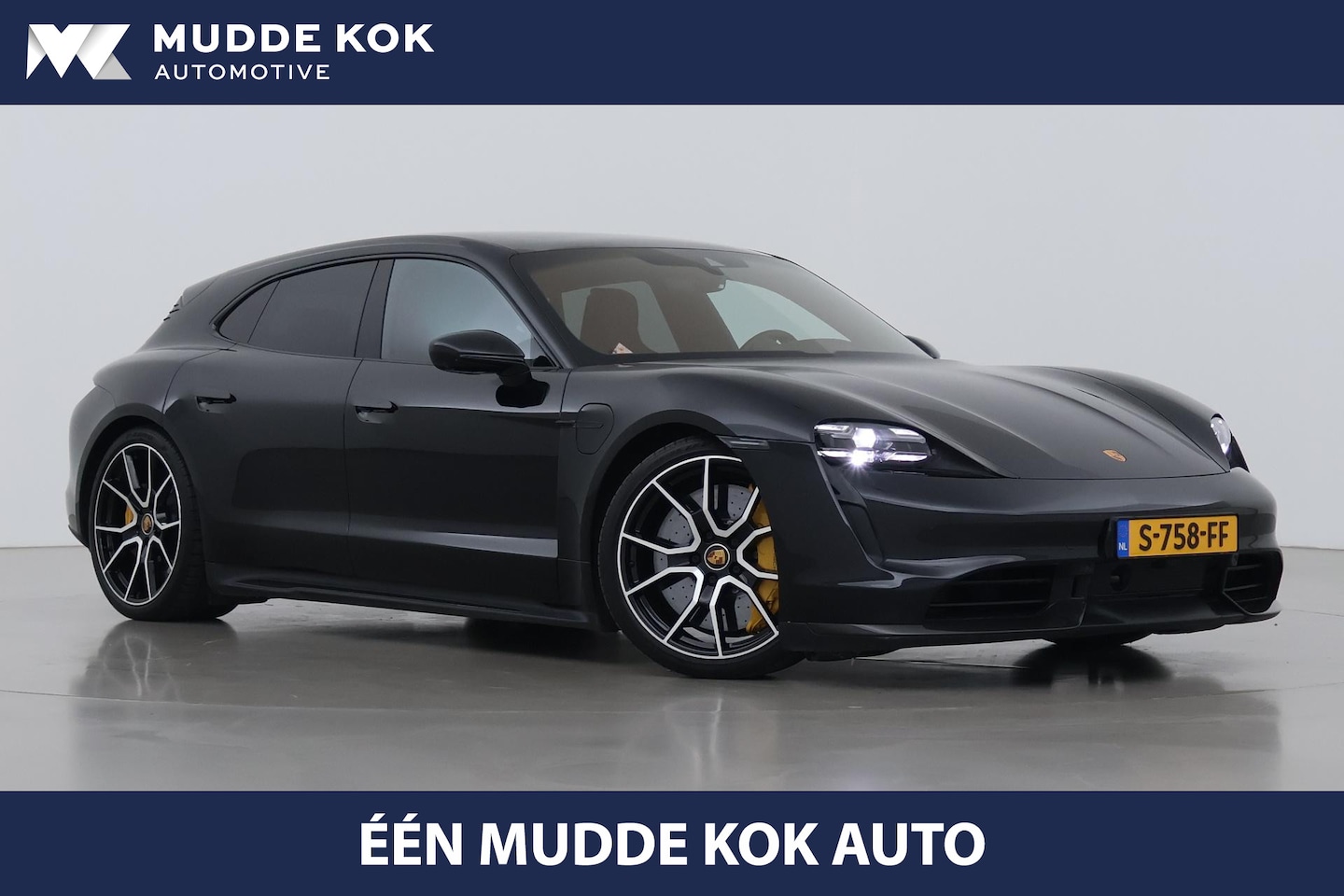Porsche Taycan Sport Turismo - Turbo S 93 kWh | BTW Auto | Panoramadak | Burmester Audio | Keramisch | 360° Camera | 21 I - AutoWereld.nl