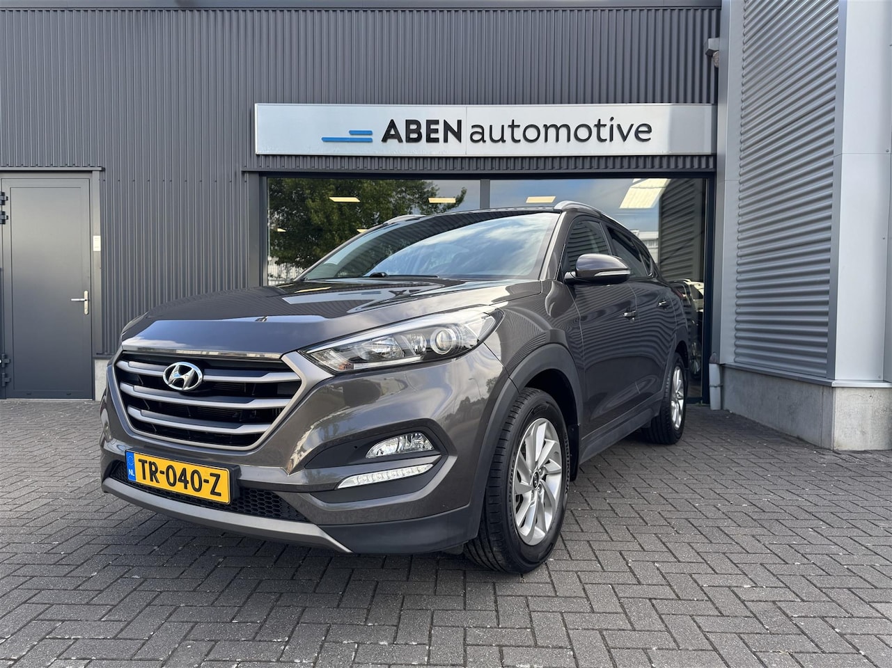 Hyundai Tucson - 1.6 T-GDI 177PK 4WD Comfort automaat (NAVI|CAMERA|TREKHAAK|WINTER PACK) - AutoWereld.nl